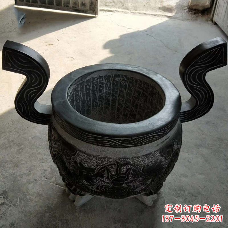 长沙中领雕塑：非凡的黑色石头香炉雕塑