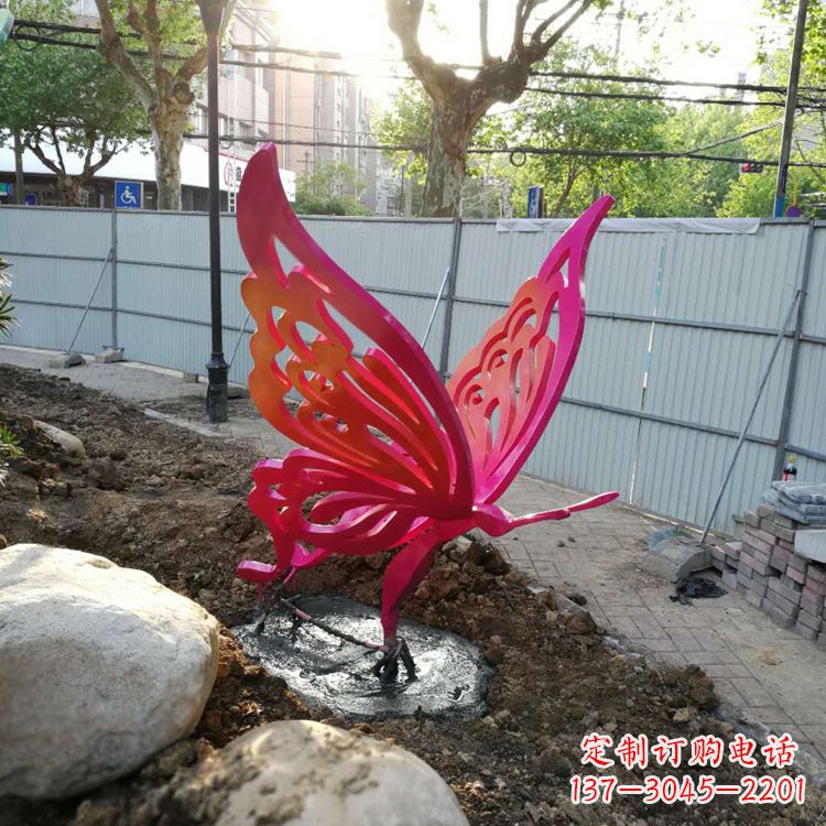 长沙红色不锈钢蝴蝶园林摆件