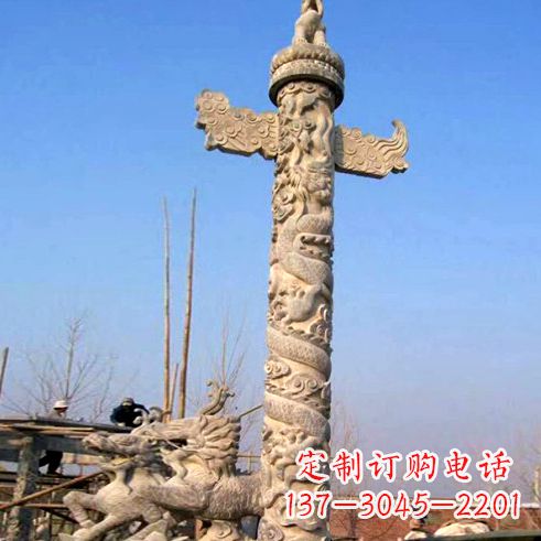 长沙象征古老华夏文化的华表柱子雕塑