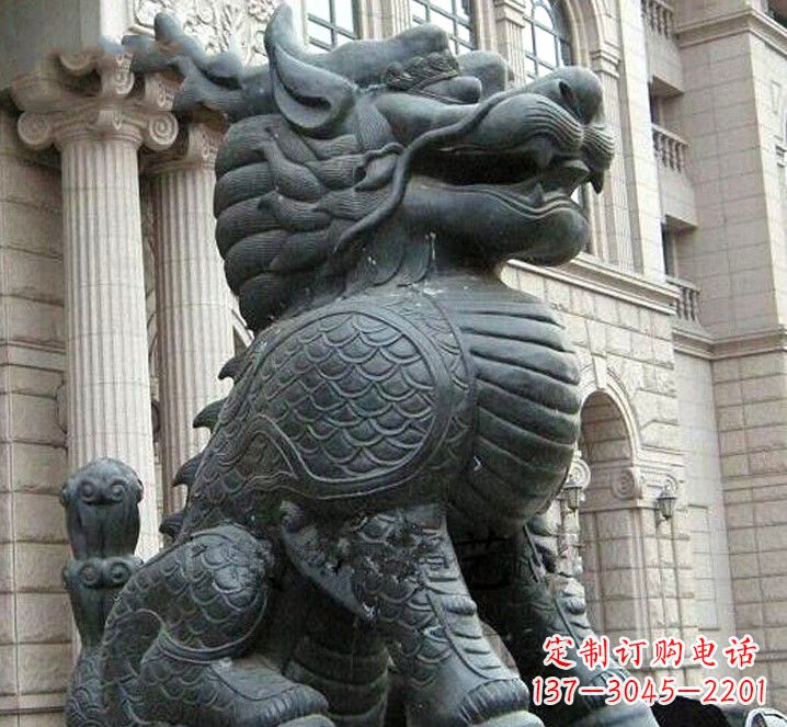 长沙富有神韵的煞铜麒麟雕塑