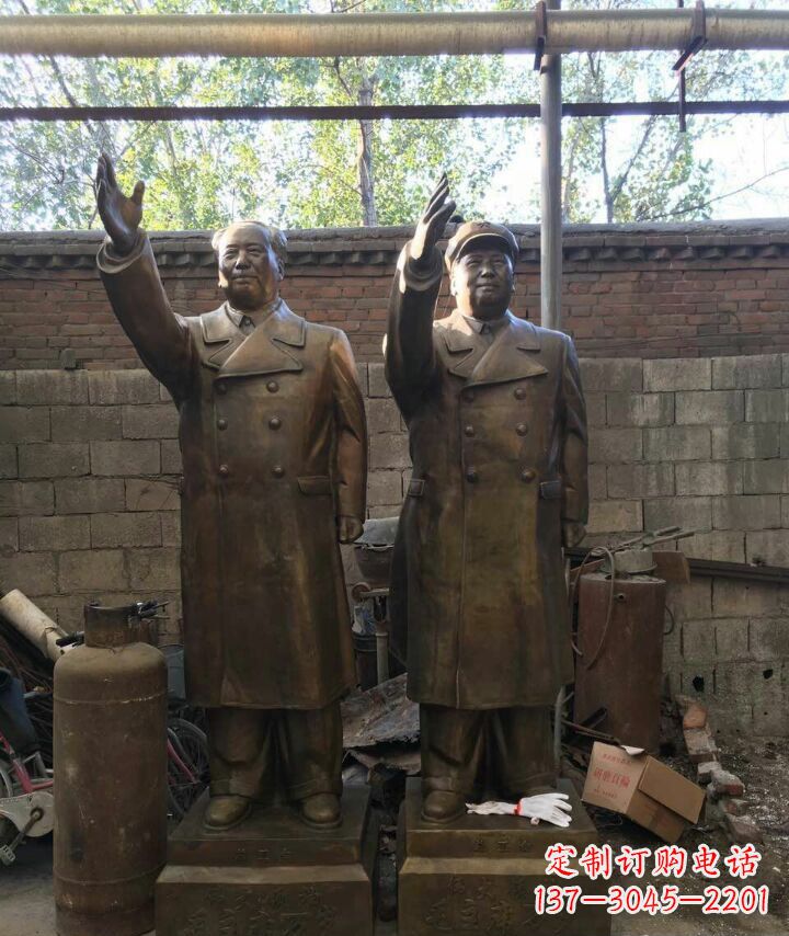 长沙毛主席伟人铜雕——永恒的领袖形象