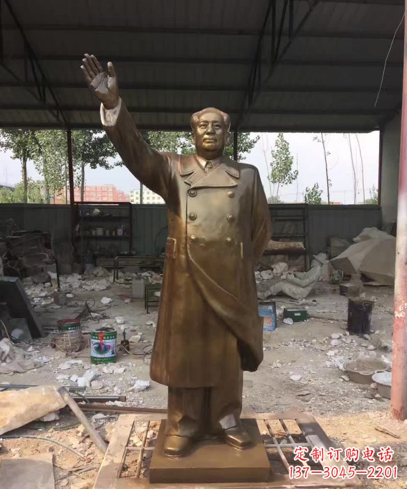 长沙享领雕塑——挥手毛主席人物雕塑