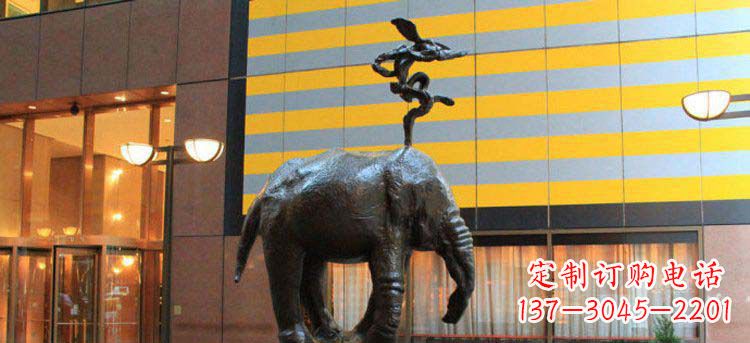 长沙酒店门口抽象大象铜雕
