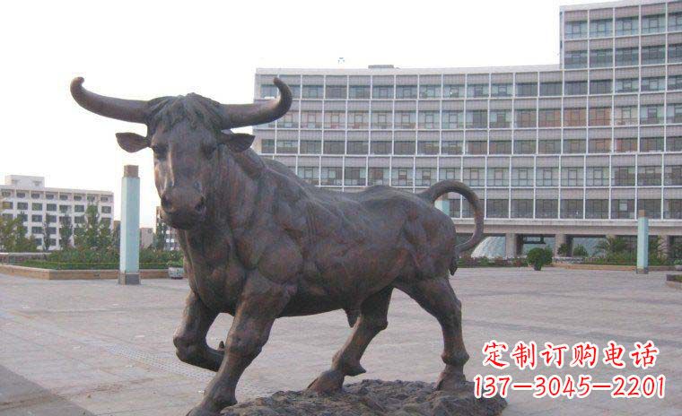 长沙老牛动物广场铜雕，专业定制精美动物雕塑