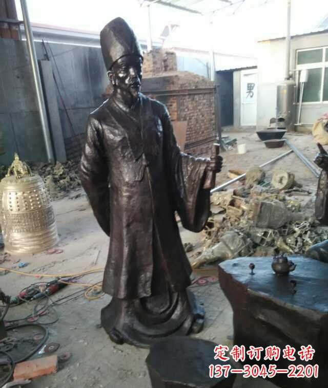 长沙精美雕塑，展现古代名医李时珍的传奇