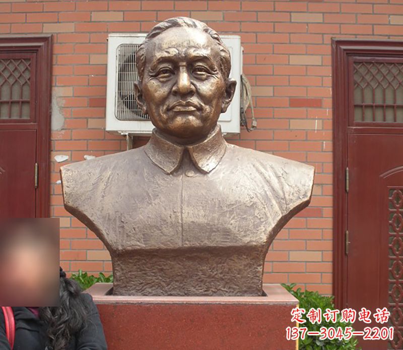 长沙铜雕李四，与众不同的光头匠艺