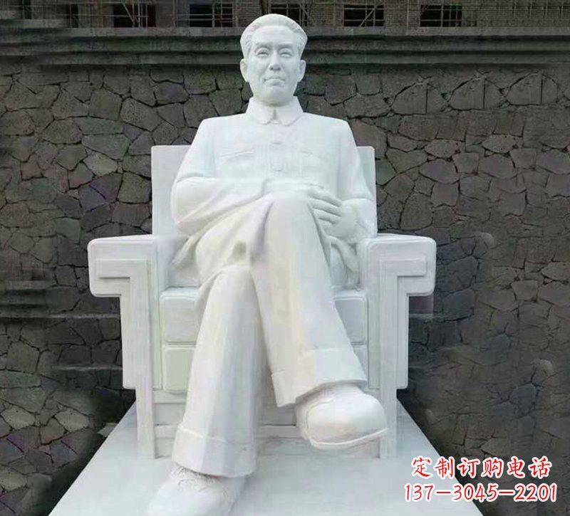 长沙刘少奇伟人坐像石雕