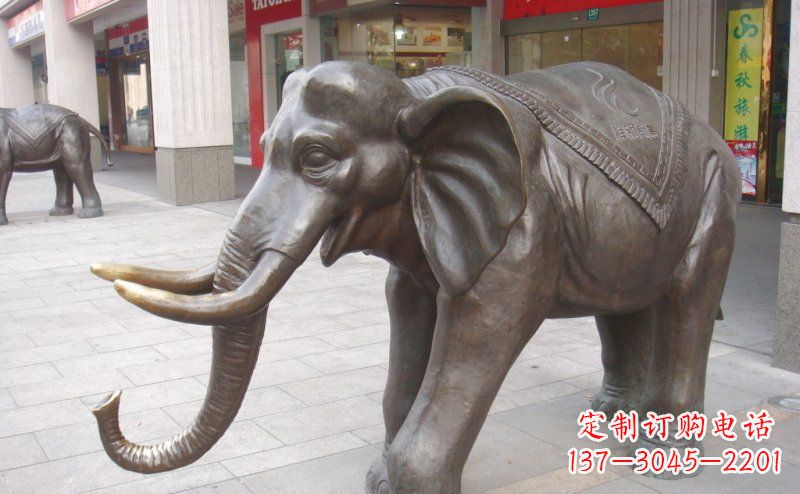 长沙祥和如意的铜制大象雕塑