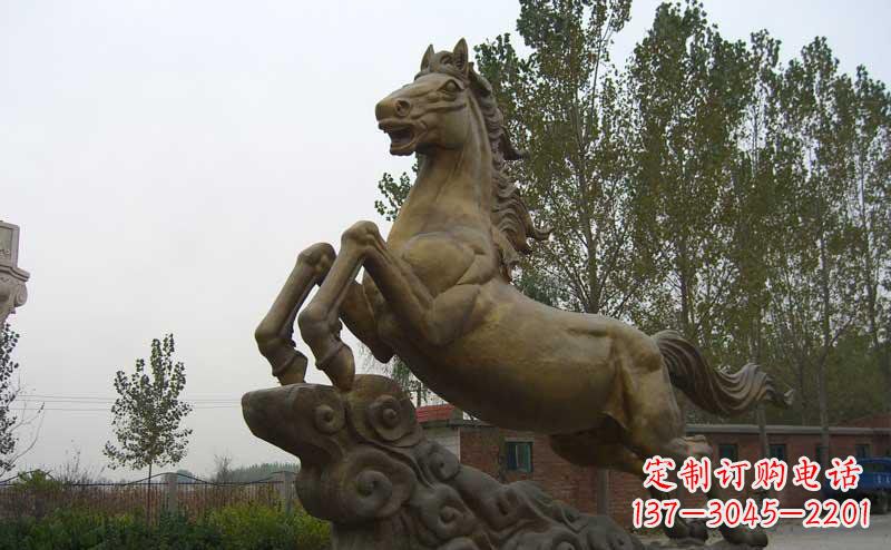 长沙领雕塑专业设计制作高端精美的马铜雕，装饰…