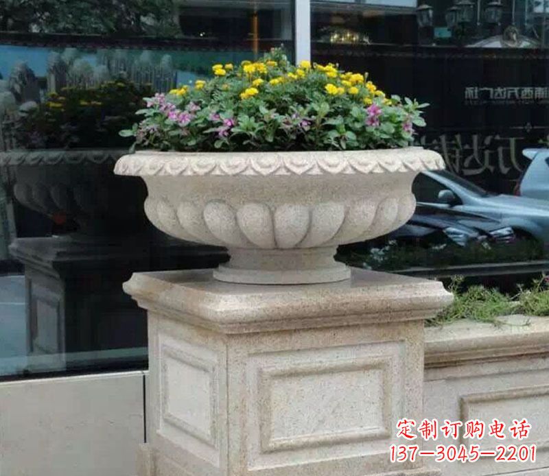 长沙商场门口大理石花盆景观雕塑