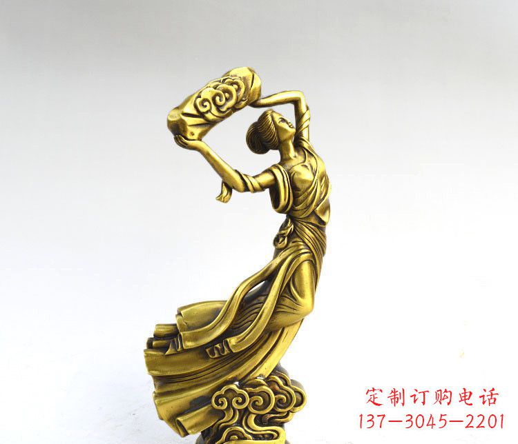 长沙传承古老神话的女娲雕塑