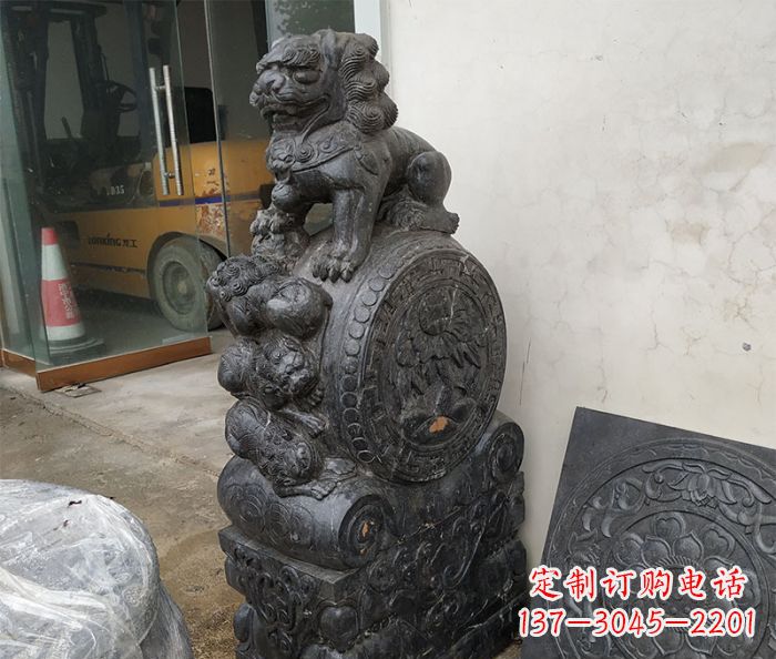 长沙狮子抱鼓石雕刻门墩