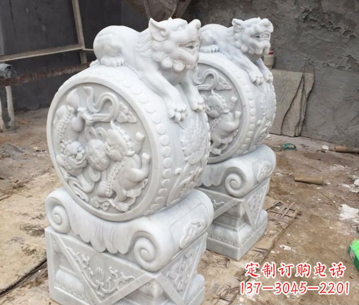 长沙中领雕塑领先制作狮子抱鼓石门墩