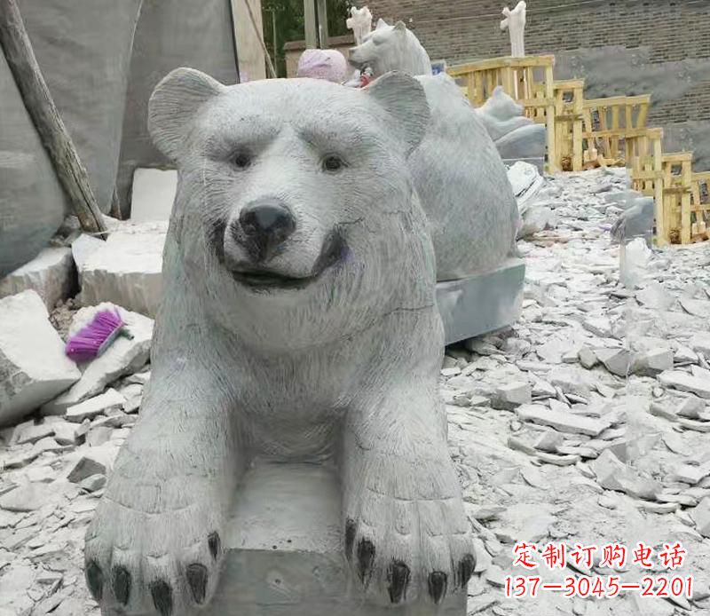 长沙高端石雕狗熊雕塑，精致细节，完美还原动物真实感
