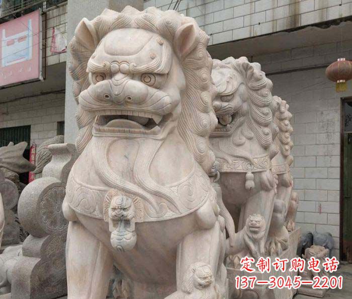 长沙寺庙景观晚霞红狮子石雕
