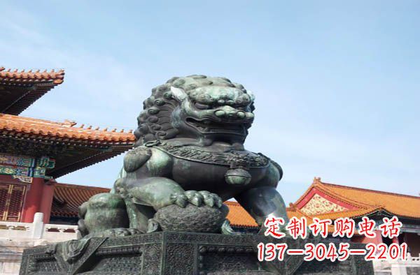 长沙寺庙门口狮子铜雕