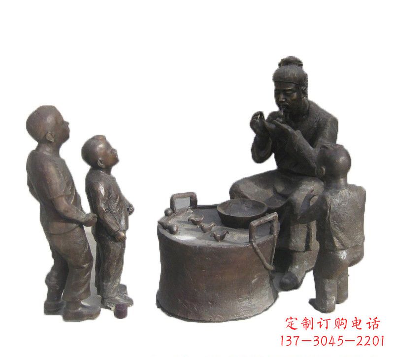 长沙铜雕吹糖人的古代人物
