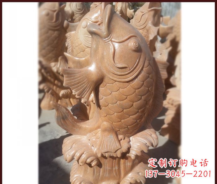 长沙晚霞红喷水鲤鱼石雕 (3)