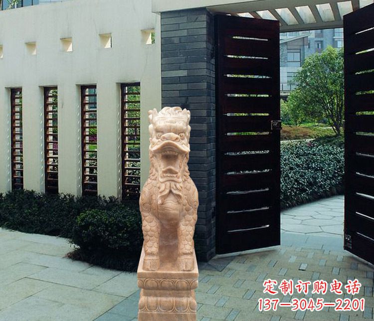 长沙晚霞红瑞兽麒麟雕塑