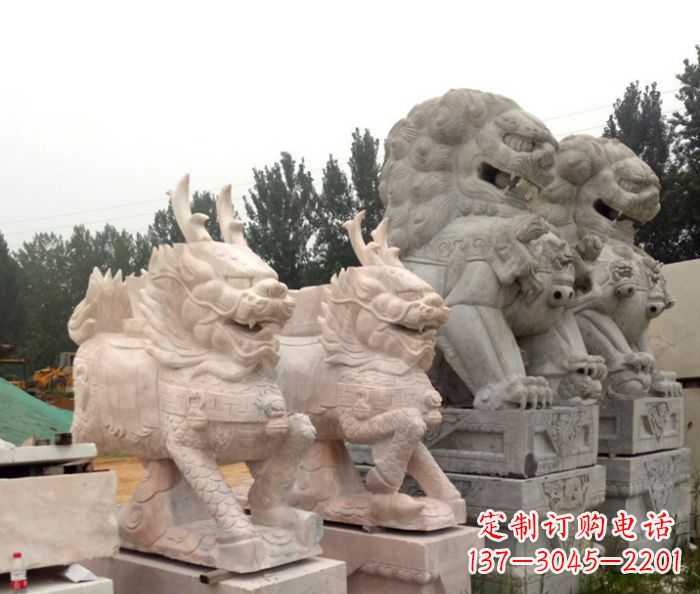 长沙晚霞红瑞兽麒麟石雕