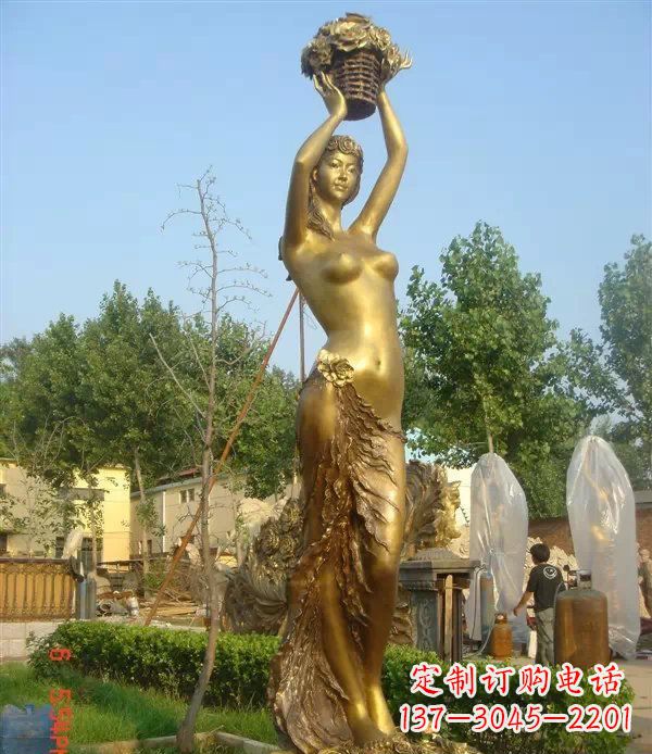 长沙西方美女公园人物铜雕 (2)
