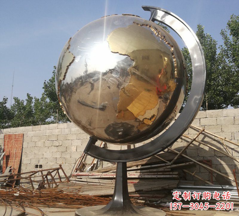 长沙校园地球仪雕塑