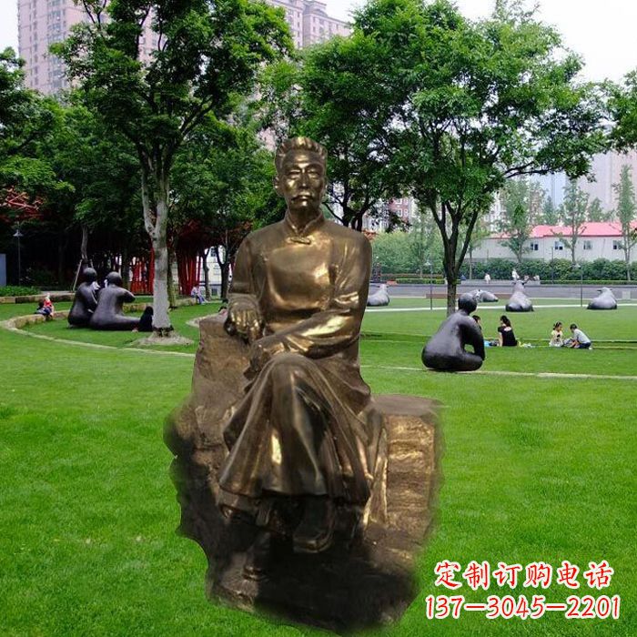 长沙校园名人鲁迅先生玻璃钢仿铜雕像
