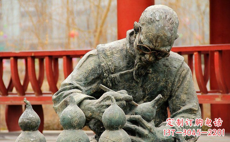 长沙园林在葫芦上刻字的老人小品铜雕