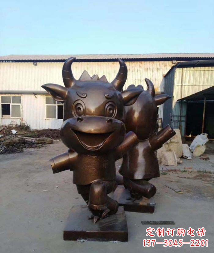 长沙招财牛玻璃钢仿铜动物雕塑