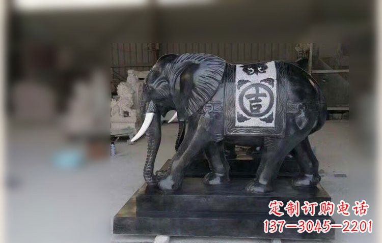 长沙中国黑石材大象雕塑