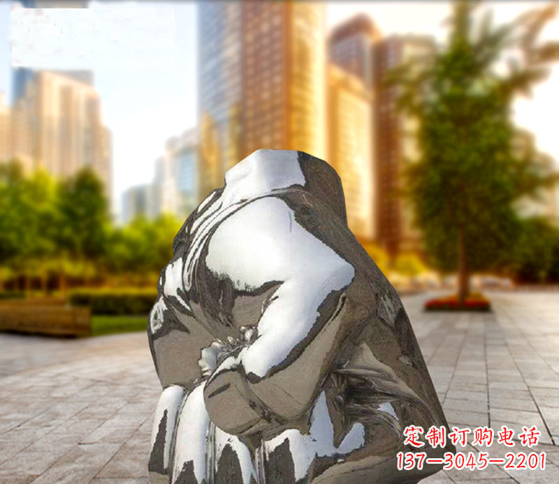 长沙广场不锈钢拳头景观雕塑